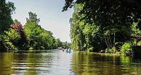 Kanufahren in Hamburg Durch Fleete, Kanäle und Flüsse streifen