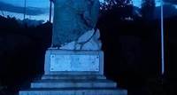 Motta de' Conti: il monumento ai Caduti si è tinto di blu L' iniziativa voluta dal Comune per richiamare l’attenzione di tutti sui diritti delle persone autistiche