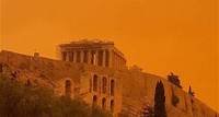 Grecia, il cielo diventa arancione per la sabbia del deserto. IL VIDEO il fenomeno La polvere ha coperto la città di Atene e i suoi monumenti, tra cui il Partenone. Si tratta di un