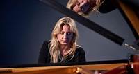 Ragna Schirmer Johann Sebastian Bach: Die Goldbergvariatonen SO | 12.05.2024 | 16 Uhr Erleben Sie Ragna Schirmer, eine der faszinierendsten Pianistinnen unserer Zeit