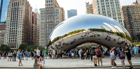 The Bean (Cloud Gate) in Chicago | Choose Chicago