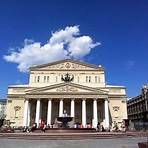 9. Bolschoi-Theater Mit seiner außergewöhnlichen Architektur ist das berühmte Bolschoi-Theater, das vom Architekten Joseph Bové entworfen wurde, eine der schönsten Theaterbauten weltweit. Das Bolschoi-Ballett und die Bolschoi-Oper gehören zu den ältesten und renommiertesten Ballett- bzw. Opernkompanien der Welt. Entdecken Sie das Theater bei einer Vorführung oder alternativ bei einer geführten Tou...