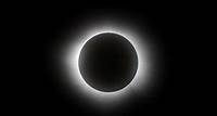 Eclipse total do Sol é visto nos EUA, no México e no Canadá