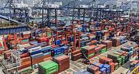 跌出十大｜香港貨櫃碼頭有紀錄以來 首次跌出全球十大港口 上海繼續位居榜首 其次是新加坡及寧波