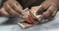 Pakistan Expects to Avoid Rupee Devaluation in IMF Negotiations