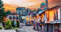 Excursion d'une journée en Bulgarie Découvrez Basarbovo, Veliko Tarnovo et Arbanasi , les trois villes atypiques du nord de la Bulgarie, avec cette excursion de Bucarest. Incontournable !
