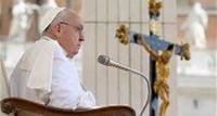 Il Papa: abbiamo bisogno di pace in questo tempo di guerra mondiale