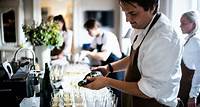 Restaurant training 101: A complete guide to training your restaurant team | Homebase