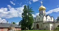 Savvino-Storozhevsky Monastery A 51 km de distância