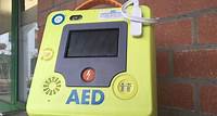 Defibrillator zurzeit abgebaut Die Baustelle hat ein weiteres „Opfer“ gefordert. Der vorn am…