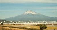 Les autorités japonaises bloquent la vue sur l'emblématique Mont Fuji
