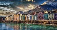 Innsbruck und Swarovski Crystal World Private Tour von Füssen