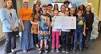LE CREUSOT : Les étudiants d’UNITC Business de l’IUT remettent un chèque de 8 000€ aux Papillons Blancs La remise du chèque a eu lieu en début d'après-midi ce jeudi à l'IUT du Creusot.