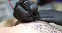 Gesundheitsrisiko Das passiert mit Tattoo-Farbe im Körper