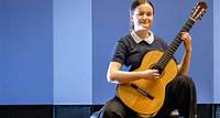 Musik ist ihre Leidenschaft: Diese Chemnitzerin ist eine Gitarren-Virtuosin