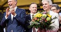 FDP Bundesparteitag 18:08 Uhr Christian Lindner verschont seine Koalitionspartner Liberale setzen auf Wirtschaftspolitik. Lindner gab sich beim Parteitag betont sachlich.