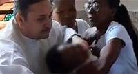 Vídeo: Padre puxa pescoço de bebê em batizado: ‘Acabou com nosso dia’