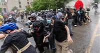 McGill Üniversitesi'nde Filistin eylemine polis müdahalesi McGill Üniversitesi'nde Filistin eylemi: Polis biber gazıyla müdahale etti