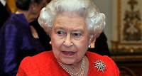 Photos – famille royale britannique - Elizabeth en rouge coquelicot pour la "Magna Carta"