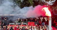 Pyro, Rauch und Bier! Leverkusen steht nach Double Kopf