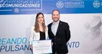 Marta Barriendos galardonada con el primer premio Futuro de las Telecomunicaciones
