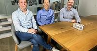#Interview “Die Lektionen der Vergangenheit waren wertvolle Wegweiser” Mit Impossible Cloud kümmert sich Goodgame-Gründer Kai Wawrzinek nun um die Daten von Unternehmen. Investoren wie HV Capital, 1kx und LBBW investierten bereits rund 17 Millionen in das junge Hamburger Cloud-Unternehmen, das 2021 gegründet wurde.