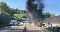 Fahrzeugbrand erfordert Feuerwehreinsatz Am Samstag, 11. Mai 2024, kurz vor 16.30 Uhr, kam es auf der Autobahn A2 bei Zunzgen BL, im Baustellenbereich in Fahrtrichtung Basel, zu einem Personenwagenbrand. Personen wurden nicht verletzt.