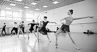 This June, the Mariinsky Theatre in St Petersburg will host a notable premiere, Danses concertantes , choreographed by Alexander Sergeev to the music of Igor Stravinsky