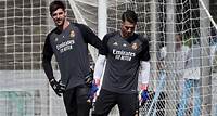 Why Courtois, Lunin dilemma is Ancelotti's biggest Champions League headache Carlo Ancelotti will have Real Madrid ready for Saturday's Champions League final, but he'll need to deliver some tough news about who's starting in goal, and getting that wrong could be critical. Graham Hunter THOMAS COEX/AFP via Getty Images