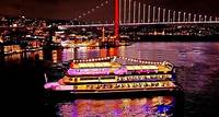 Bosporus-Nachtkreuzfahrt mit Abendessen, Show und privatem Tisch