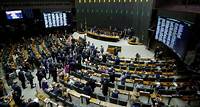 Parlamentares bolsonaristas e de extrema direita mantêm veto de Bolsonaro à criminalização das fake news