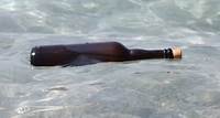 Quatre pêcheurs meurent après avoir bu le contenu de bouteilles trouvées en mer au Sri Lanka
