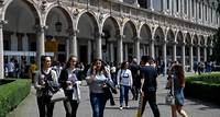 Università Milano, taglio delle tasse per gli studenti di Statale, Bicocca e Bocconi: «Rendere lo studio più accessibile»