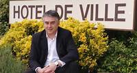 Législatives : « Écœuré », le maire LR-RN de Cholet Gilles Bourdouleix qualifié pour le second tour retire sa candidature