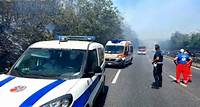 Auto prende fuoco sulla via Pontina, la polizia locale mette al sicuro il conducente