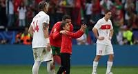 Junger Flitzer aus Kassel holt sich während EM-Spiel Selfie mit Ronaldo