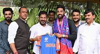 Mohammed Siraj rewarded with residential plot, government job by Telangana