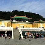 N114 Palace Museum Yangmingshan National Park Tamsui Old Street Taipei Day Tour (10h)