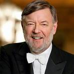 Andrew Davis, 1944–2024 The Metropolitan Opera mourns the death of conductor Andrew Davis, who led 106 performances with the company over 34 years.
