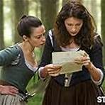 Caitríona Balfe and Laura Donnelly in Outlander (2014)