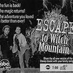 Elisabeth Moss and Erik von Detten in Escape to Witch Mountain (1995)