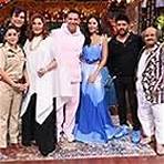 Akshay Kumar, Archana Puran Singh, Katrina Kaif, Kiku Sharda, Krushna Abhishek, Sumona Chakravarti, and Kapil Sharma in Diwali Celebration with the cast of Sooryavanshi (2021)