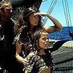 Kevin Costner, Jeanne Tripplehorn, and Tina Majorino in Waterworld (1995)
