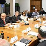 "إسرائيل هيوم": بسبب "مصيبة التسريبات".. استبعاد وزراء في "الكابينت" من معلومات حساسة