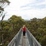 Durch grüne Nationalparks und weite Schluchten in Westaustralien