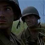 Jim Caviezel and Ben Chaplin in The Thin Red Line (1998)