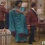 Franklin Cover, Zara Cully, Sherman Hemsley, and Roxie Roker in The Jeffersons (1975)