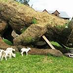 10. Parque da Ovelha O Parque da Ovelha está inserido na bela paisagem da Serra Gaúcha. Nele você participa das atrações baseadas na rotina de uma fazenda de ovinos leiteiros. Possui estrutura para receber você, sua família ou grandes grupos, com atendimento personalizado de monitores capacitados. Todas as visitas incluem: informação histórico cultural e degustação de alguns produtos da marca Casa...