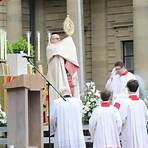 „Der eine Tropfen macht den Unterschied“ Katholiken im Bistum Würzburg feiern Fronleichnam mit Gottesdiensten und Prozessionen – Bischof Jung dankt für „wunderbares Glaubenszeugnis“