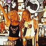 Maria Bello and Piper Perabo in Coyote Ugly (2000)